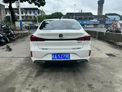 2022 Changan Eado PLUS 1.4T GDI DCT Premium, белый — фото 5