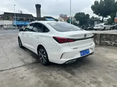 2022 Changan Eado PLUS 1.4T GDI DCT Premium, белый — фото 6