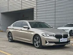 2022 BMW 5 Series 535Le PHEV Luxury Package — фото 3