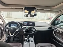 2022 BMW 5 Series 535Le PHEV Luxury Package — фото 4