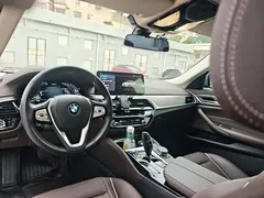 2022 BMW 5 Series 535Le PHEV Luxury Package — фото 12