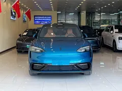2026 Aito M6 EREV Ultra, синий — фото 2