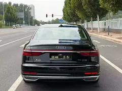 2022 Audi A8L 50 TFSI quattro Comfort Collector's Edition, чёрный — фото 8