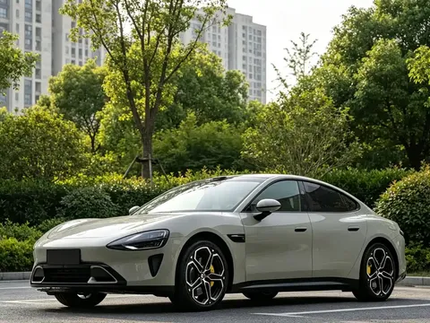 2024 Xiaomi SU7 RWD Long Range Smart Driving