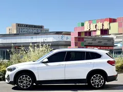 2021 BMW X1 Leading, белый — фото 3