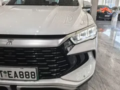 2024 BYD Song Pro Honor DM-i PHEV 71km Navigator, белый — фото 25