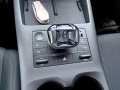 2025 BYD Qin PLUS DM-i PHEV Smart Driving 55km Leading, белый — фото 14