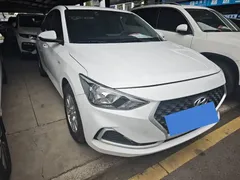2020 Hyundai Elantra 1.6L AT GLS, белый — фото 3