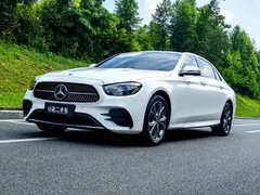 2021 Mercedes-Benz E-Class E 300 L Sport Fashion, белый — фото 1