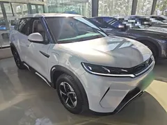 2024 BYD Yuan UP 401km Leading — фото 4