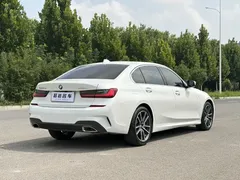 2022 BMW 3 Series 320Li M Sport Package, белый — фото 4