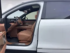 2026 Nio ES8 6-seat Executive Luxury, белый — фото 15