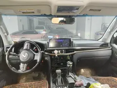 2019 Lexus LX 570 Premium Luxury, зелёный — фото 3