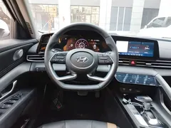 2022 Hyundai Elantra 1.5L CVT GLX Elite, белый — фото 11