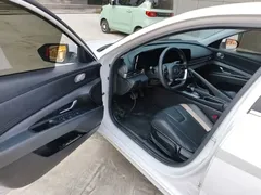 2022 Hyundai Elantra 1.5L CVT GLX Elite, белый — фото 16