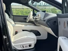 2025 Li Auto i6 4WD Standard, чёрный — фото 13