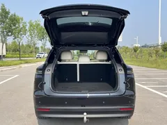 2025 Li Auto i6 4WD Standard, чёрный — фото 20