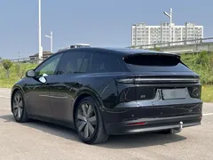 2025 Li Auto i6 4WD Standard, чёрный — фото 21