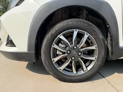 2021 Toyota Yaris L Zhixuan X 1.5L CVT Premium, белый — фото 4