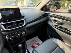 2021 Toyota Yaris L Zhixuan X 1.5L CVT Premium, белый — фото 9
