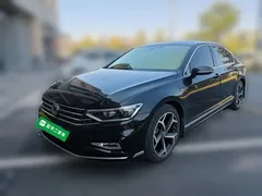 2023 Volkswagen Magotan 330TSI DCT Luxury, чёрный — фото 1