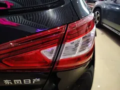 2021 Nissan Tiida 1.6L MT, чёрный — фото 8