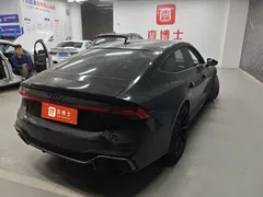 2023 Audi A7 45 TFSI Select, чёрный — фото 2