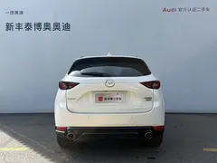 2021 Mazda CX-5 2.0L AT 2WD Premium, белый — фото 5