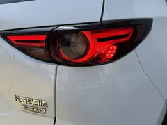 2021 Mazda CX-5 2.0L AT 2WD Premium, белый — фото 21