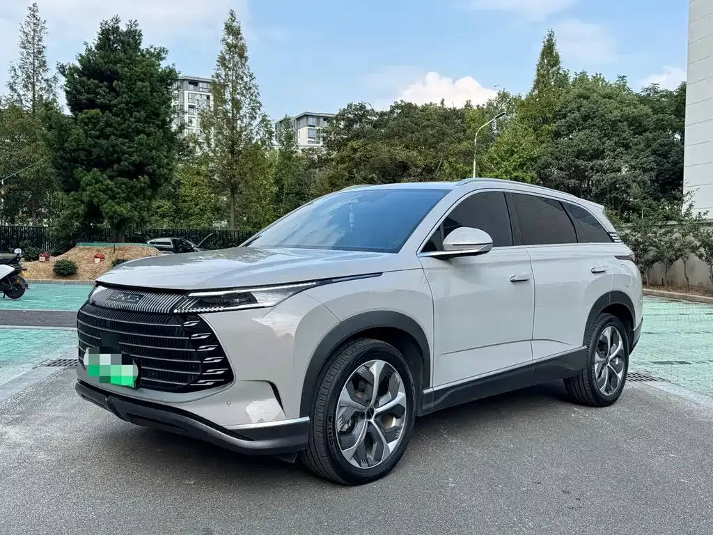 2023 BYD Frigate 07 DM-i PHEV 100KM Luxury