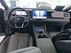2025 BYD Qin L PHEV Smart Driving 120km — фото 10