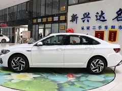 2023 Volkswagen Sagitar 300TSI DSG, белый — фото 3