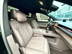 2026 Nio ES8 6-seat Executive Luxury, чёрный — фото 9