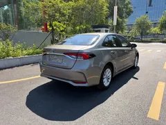2021 Toyota Corolla Hybrid 1.8L E-CVT Elite — фото 7