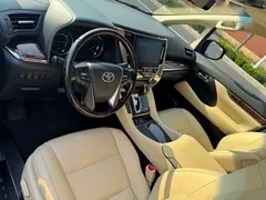2021 Toyota Alphard Hybrid 2.5L Luxury, чёрный — фото 5