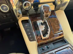 2021 Toyota Alphard Hybrid 2.5L Luxury, чёрный — фото 16