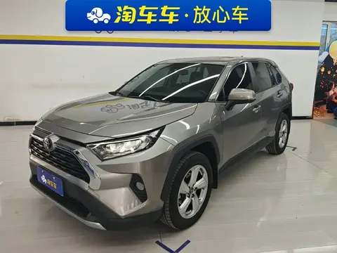 2021 Toyota RAV4 2.0L CVT 4WD Fashion Plus