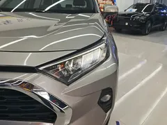 2021 Toyota RAV4 2.0L CVT 4WD Fashion Plus — фото 5
