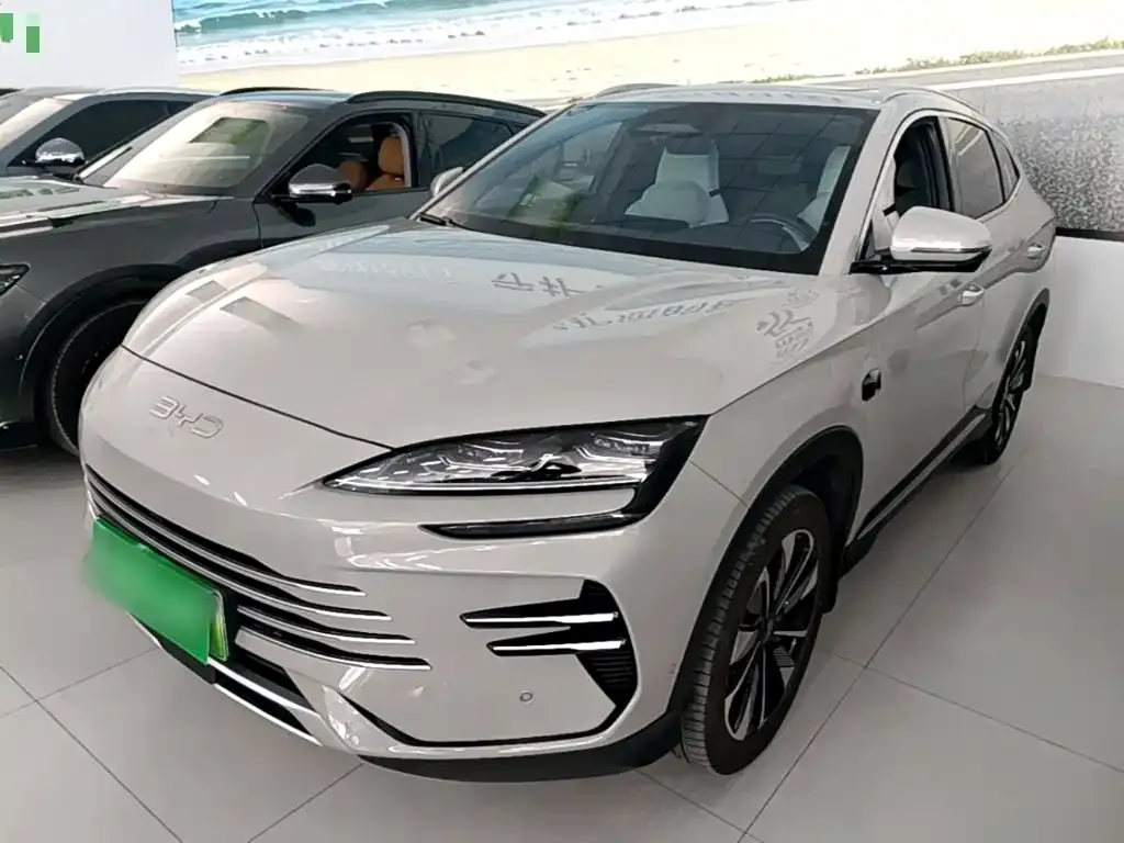 2025 BYD Song PLUS DM-i PHEV 112KM Smart Driving Premium