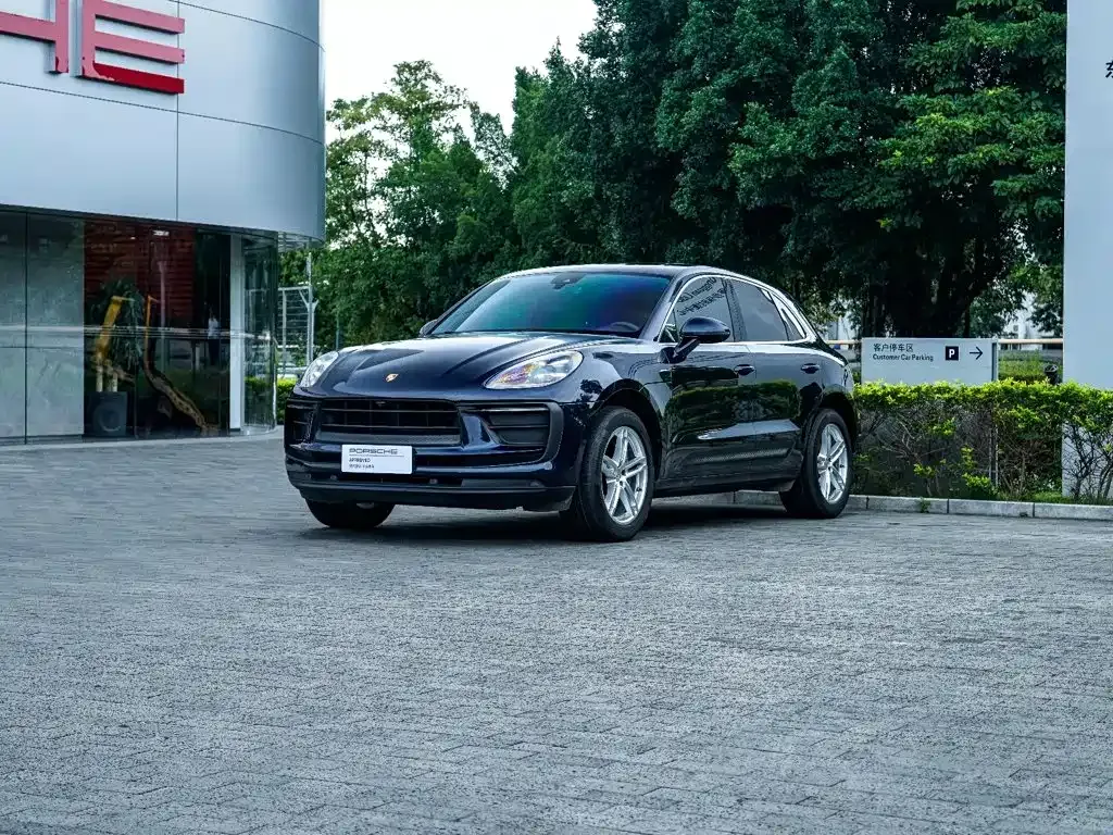 2023 Porsche Macan 2.0T