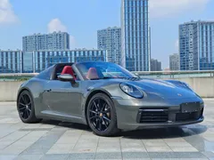 2023 Porsche 911 Targa 4 3.0T, зелёный — фото 1