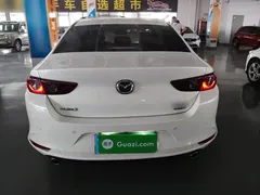 2021 Mazda 3 2.0L AT, белый — фото 6