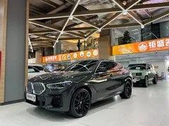2022 BMW X6 Premium M Sport Package, чёрный — фото 1