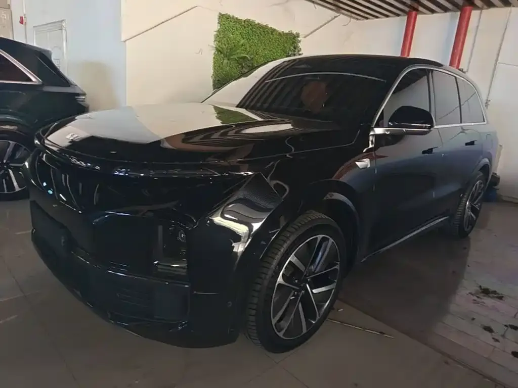 2024 Li Auto L8
