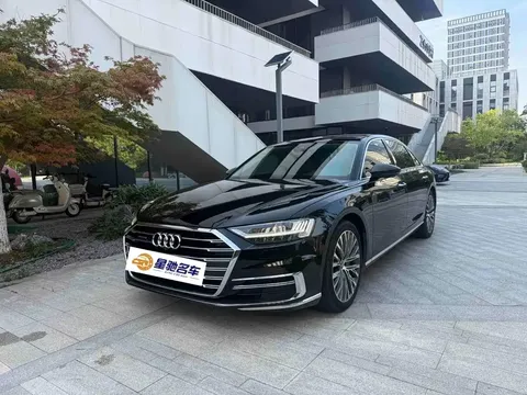 2021 Audi A8L 55 TFSI quattro Luxury