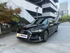 2021 Audi A8L 55 TFSI quattro Luxury, чёрный — фото 1