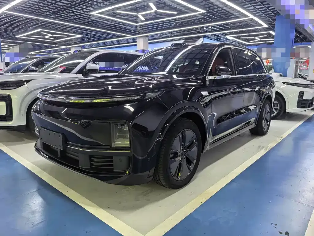 2024 Li Auto L8