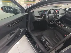 2023 Hongqi E-QM5 Basic Mobility, чёрный — фото 16