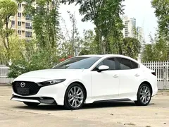 2021 Mazda 3 2.0L AT, белый — фото 1