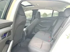 2021 Mazda 3 2.0L AT, белый — фото 5